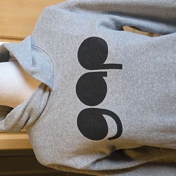 Brand New GAP Heather Gray Men's Hooded Sweatshirt. S - Picture 2 of 12